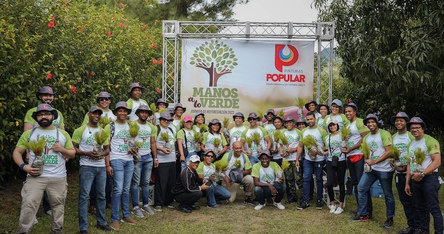 Jornada anual de reforestaci&oacute;n de Pinturas Popular